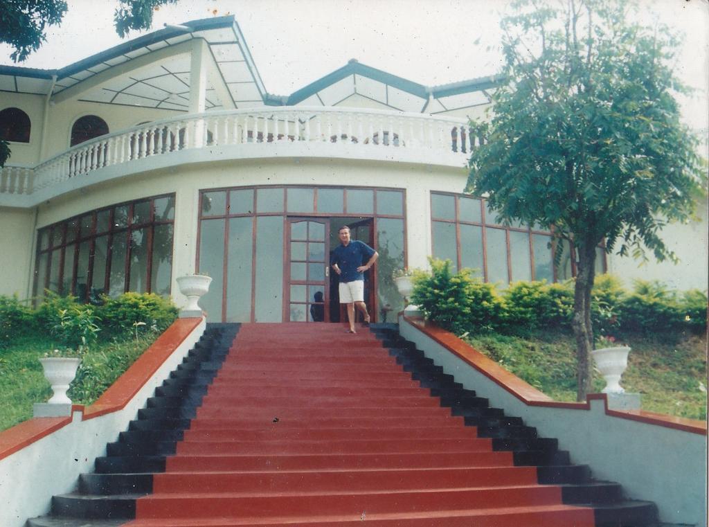 Royal Mount Hotel Kandy Buitenkant foto