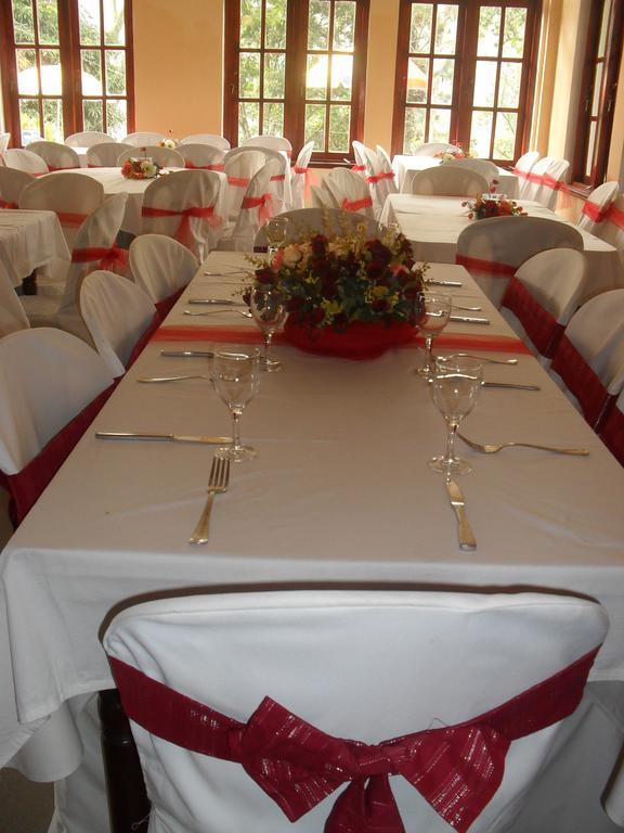 Royal Mount Hotel Kandy Buitenkant foto